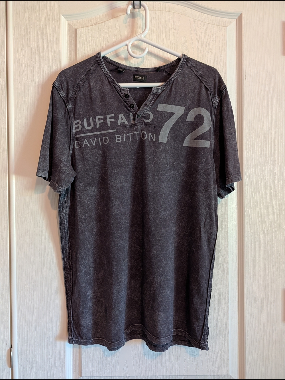 Buffalo 72 Short Sleeve Henley Shirt - Charcoal SZ LG New w/o Tags